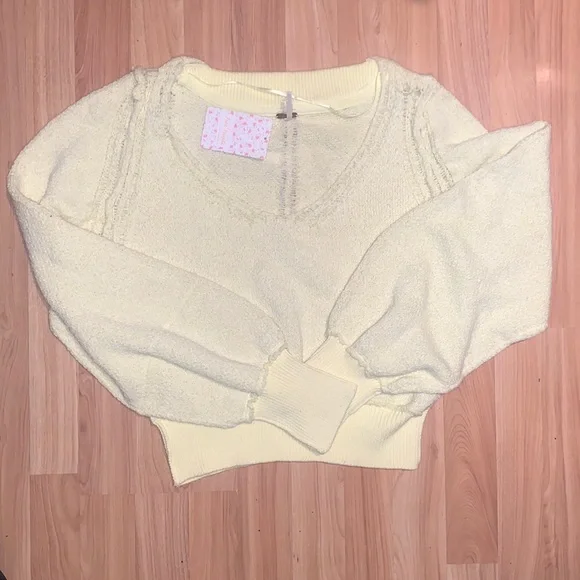 Free People | Lemon V Neck Knit Sweater Size XS - Picture 4 of 10